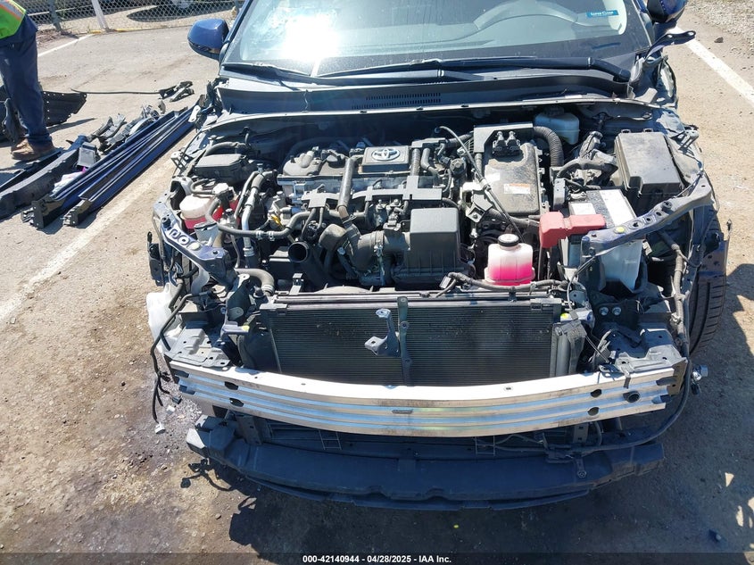 2021 TOYOTA COROLLA HYBRID LE - JTDEAMDE9MJ011644