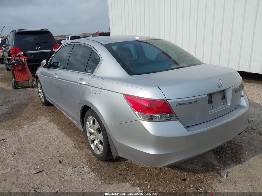 2008 HONDA ACCORD VIN: JHMCP26868C051416