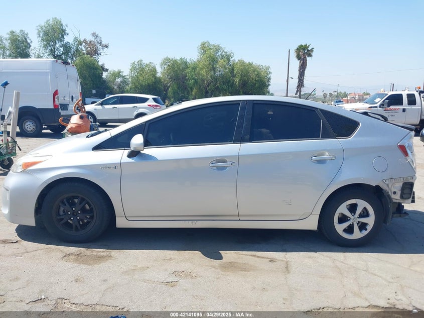 2015 TOYOTA PRIUS VIN: JTDKN3DU6F1978465