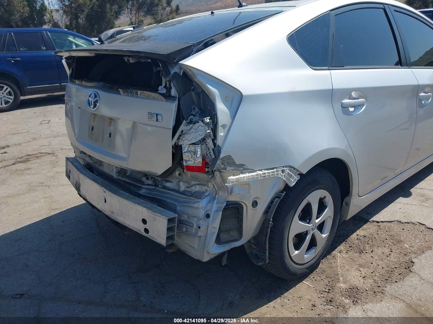 2015 TOYOTA PRIUS VIN: JTDKN3DU6F1978465