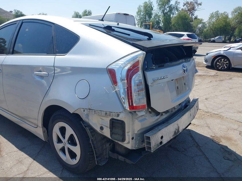 2015 TOYOTA PRIUS VIN: JTDKN3DU6F1978465