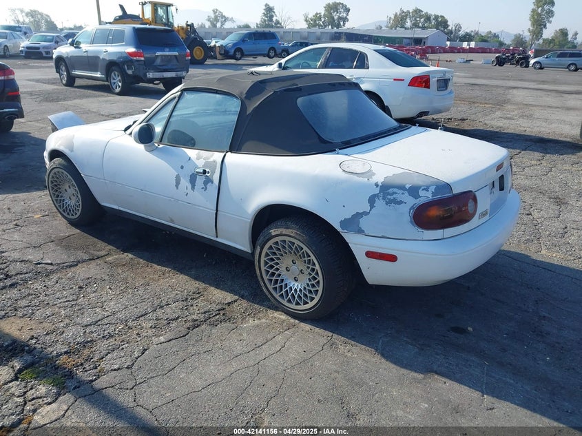 1993 MAZDA MX-5 MIATA JM1NA3511P0407132 from the CANADA