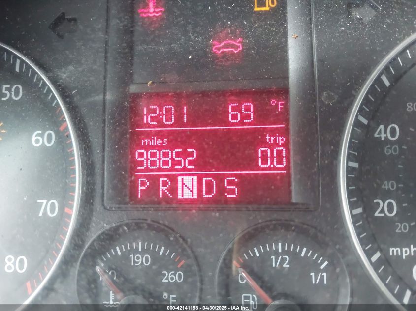 2005 Volkswagen Jetta Value Edition VIN: 3VWPF71K65M614400 Lot: 42141158