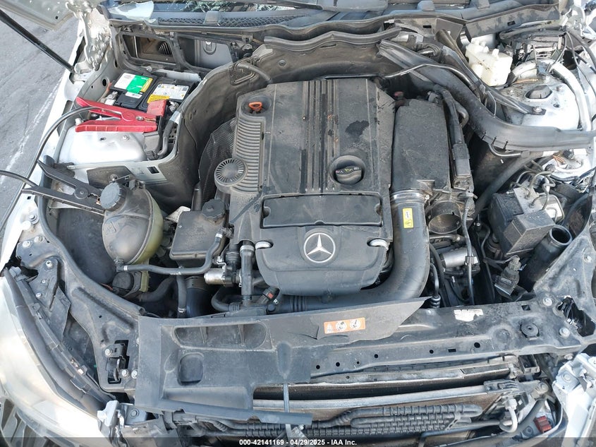 2012 MERCEDES-BENZ C CLASS VIN: WDDGF4HB1CA622654