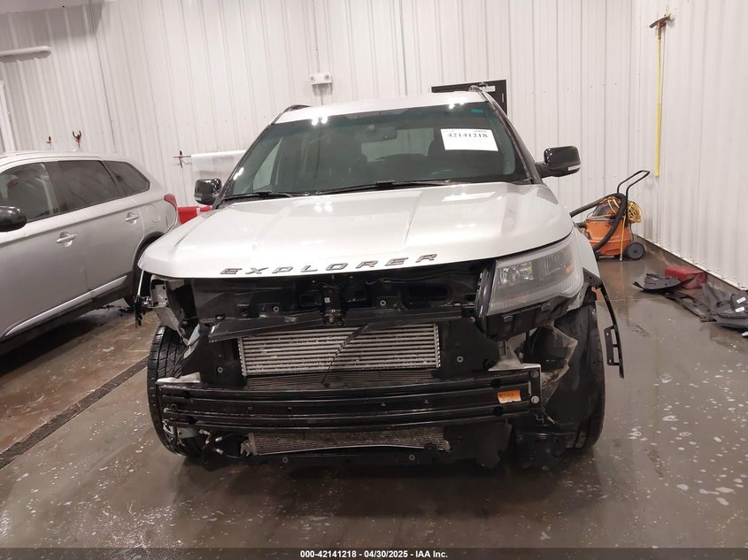 2016 FORD EXPLORER VIN: 1FM5K8GT6GGA20233