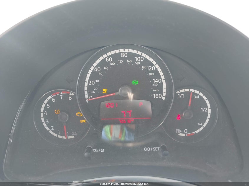 2013 VOLKSWAGEN BEETLE - 3VWJP7AT2DM670635