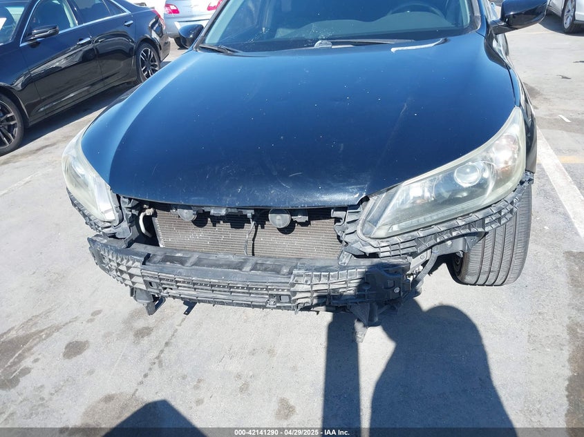 2013 HONDA ACCORD VIN: 1HGCR2F54DA152513