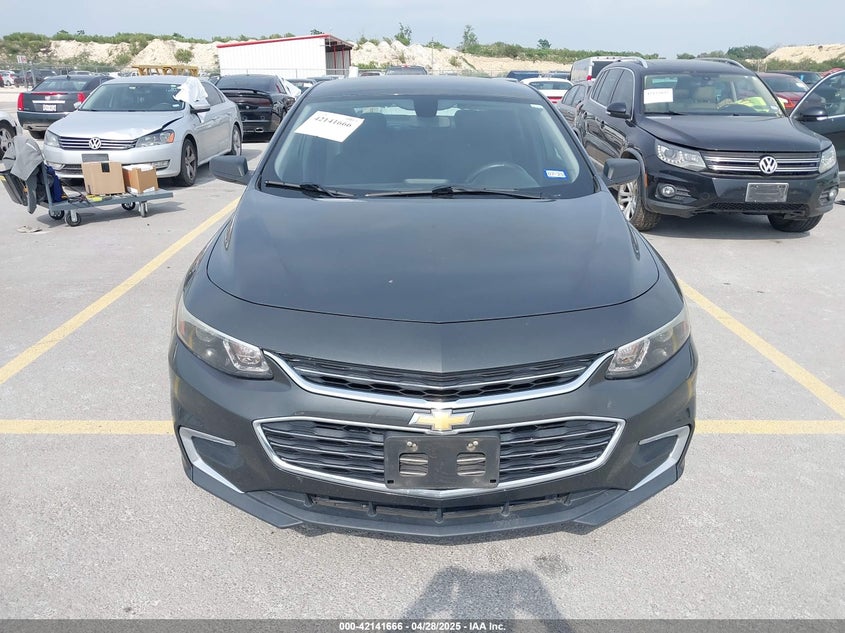 2018 CHEVROLET MALIBU VIN: 1G1ZB5STXJF211493