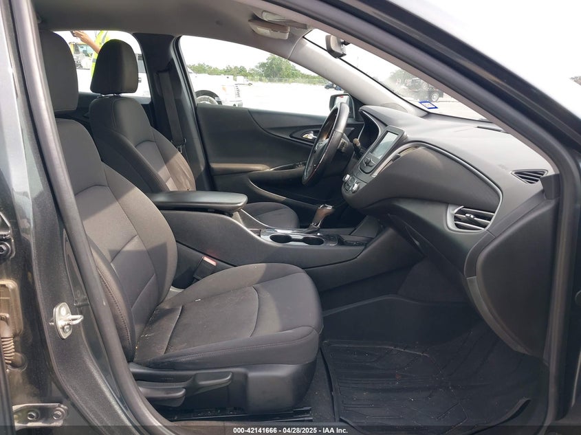 2018 CHEVROLET MALIBU VIN: 1G1ZB5STXJF211493