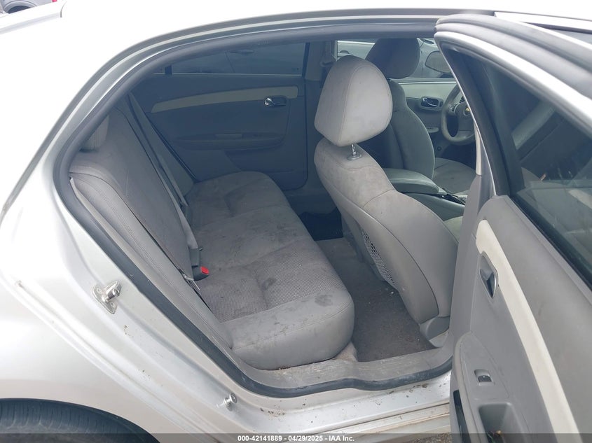 2011 CHEVROLET MALIBU VIN: 1G1ZB5E13BF239177