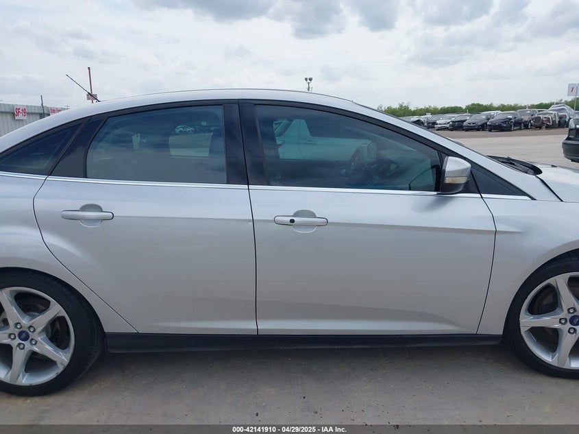 2014 FORD FOCUS VIN: 1FADP3J26EL342210