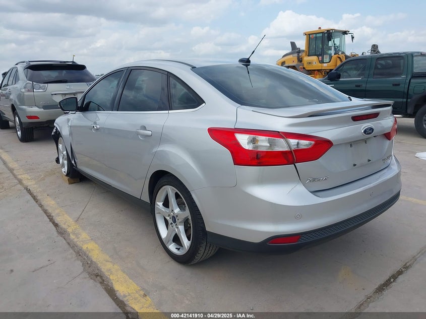 2014 FORD FOCUS VIN: 1FADP3J26EL342210