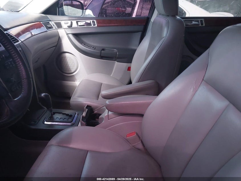 2008 CHRYSLER PACIFICA VIN: 2A8GM68X88R619480