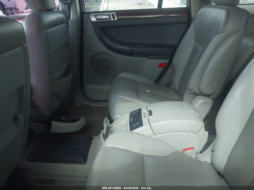 2008 CHRYSLER PACIFICA VIN: 2A8GM68X88R619480