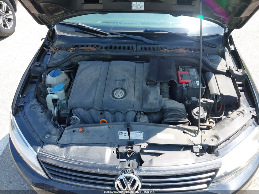 2012 VOLKSWAGEN JETTA VIN: 3VWDX7AJ4CM107290