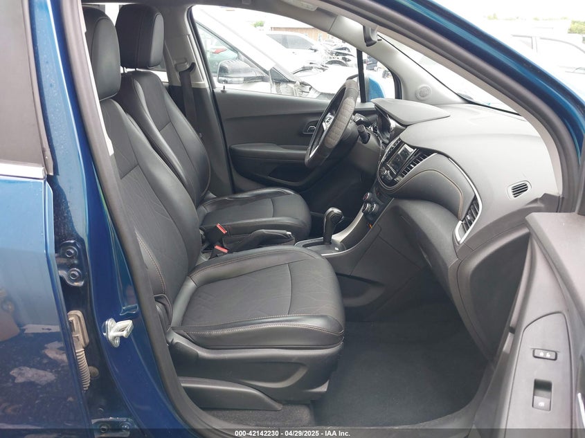 2019 CHEVROLET TRAX LT - 3GNCJLSB0KL231830