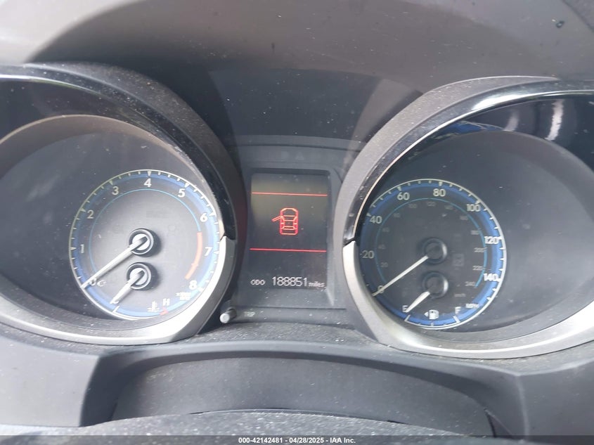 2015 TOYOTA COROLLA VIN: 5YFBURHE6FP180214