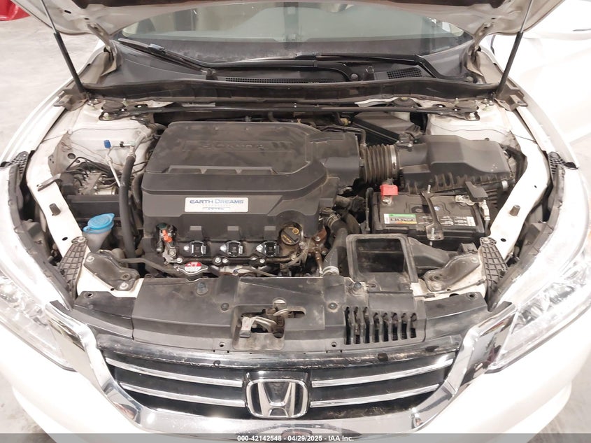 2014 HONDA ACCORD VIN: 1HGCR3F85EA023021