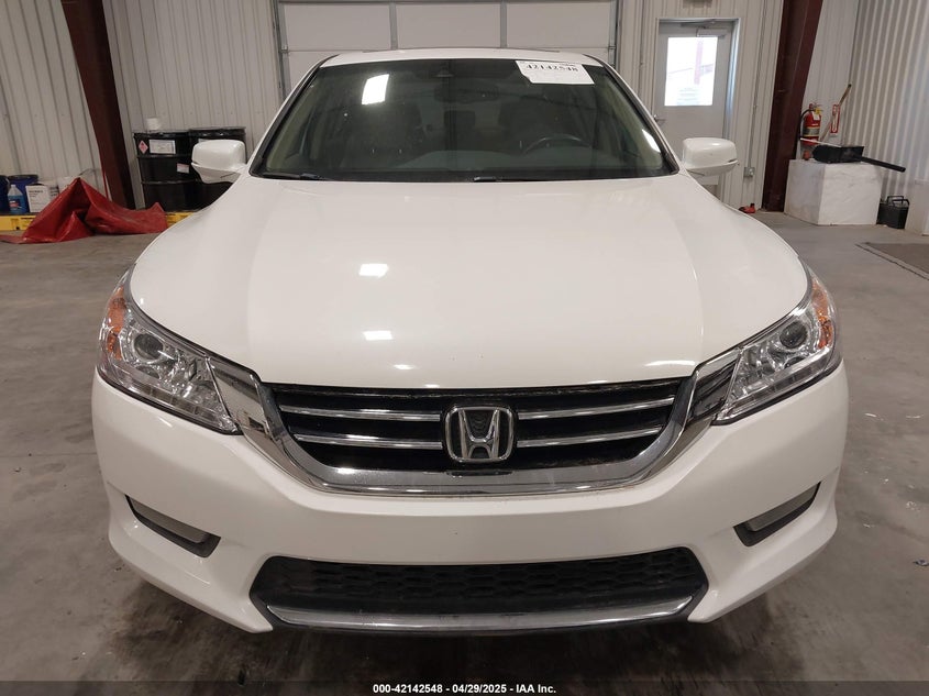 2014 HONDA ACCORD VIN: 1HGCR3F85EA023021