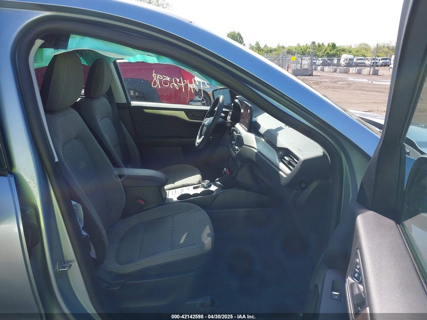 2022 FORD ESCAPE VIN: 1FMCU9G60NUA83702