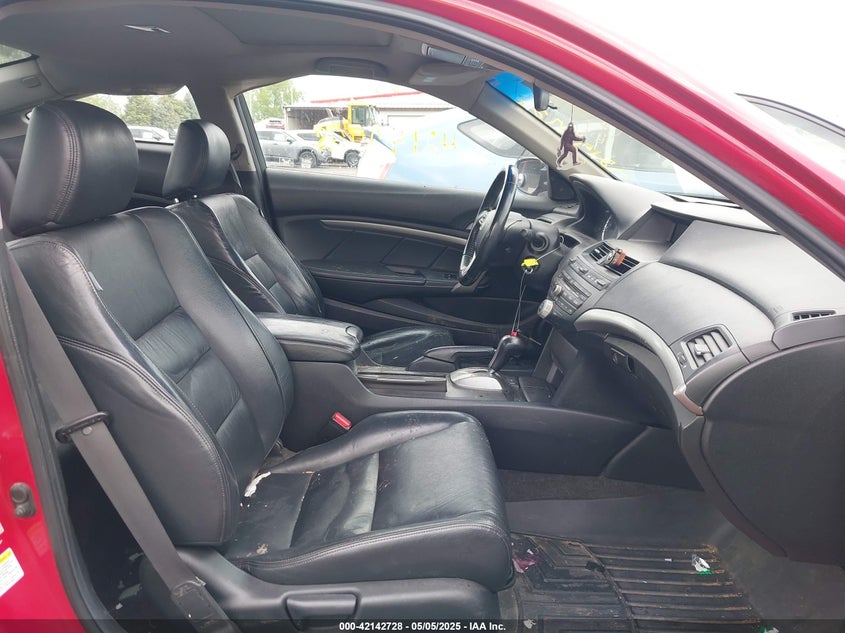 2008 HONDA ACCORD VIN: 1HGCS12808A014925