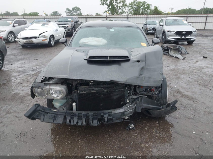 2014 DODGE CHALLENGER VIN: 2C3CDYBT8EH282211