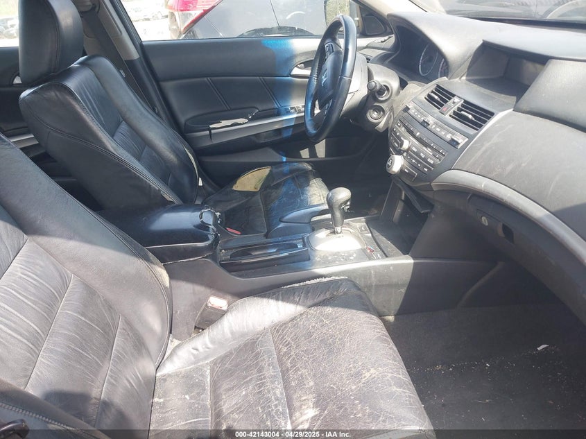 2008 HONDA ACCORD VIN: 1HGCP36808A002443