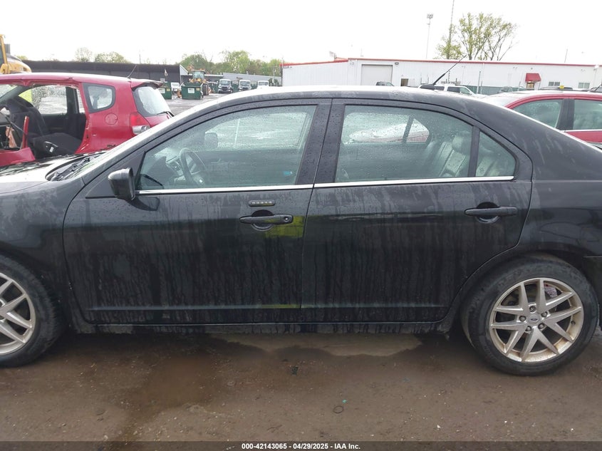 2011 FORD FUSION VIN: 3FAHP0JA2BR209979