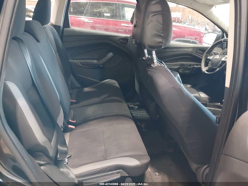 2013 FORD ESCAPE VIN: 1FMCU0F71DUC58611