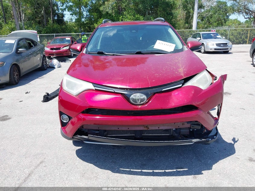 2018 TOYOTA RAV4 XLE - 2T3WFREV1JW416850