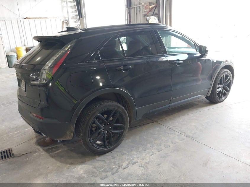 Vin: 1gyfzfr48lf079616, lot: 42635184, cadillac xt4 awd sport 20204