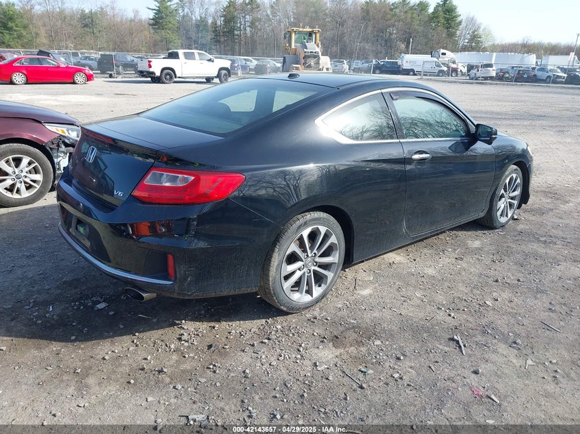 2013 HONDA ACCORD VIN: 1HGCT2B88DA004608