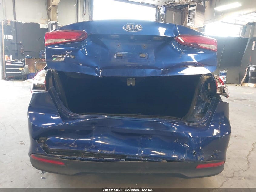 2018 KIA FORTE LX - 3KPFL4A73JE234727