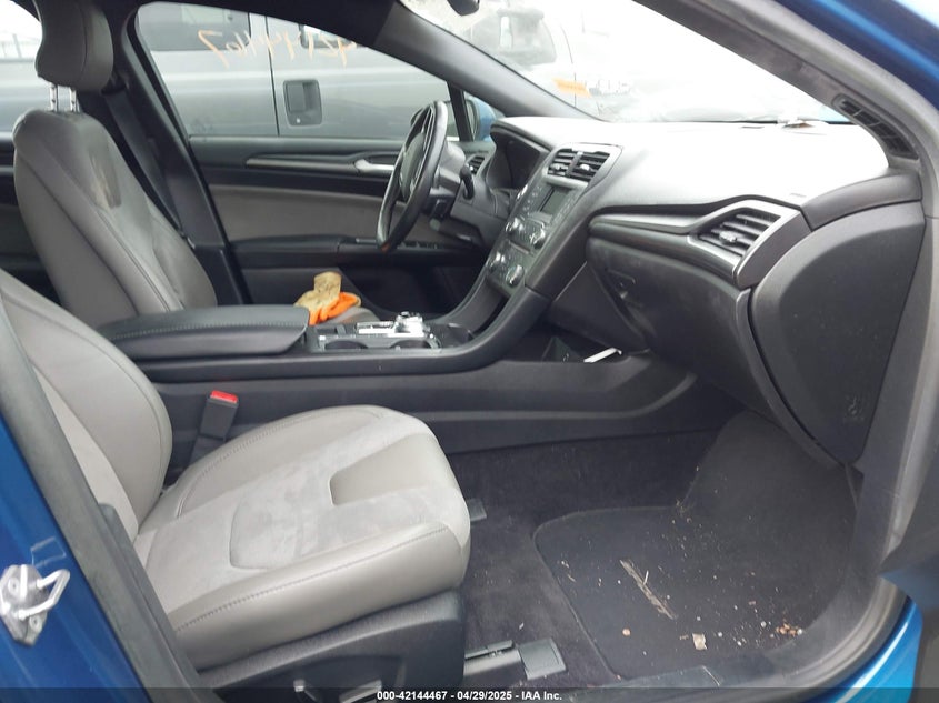 2017 FORD FUSION VIN: 3FA6P0VP1HR366806