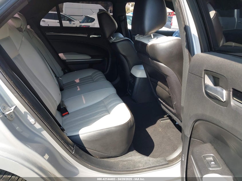 2021 Chrysler 300 300S VIN: 2C3CCABG1MH523618 Lot: 42144483