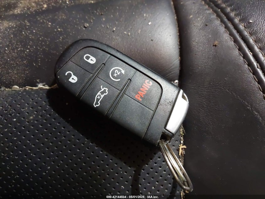 2015 CHRYSLER 200 - 1C3CTCCG9FN545757