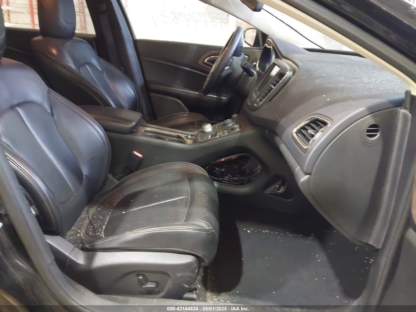 2015 CHRYSLER 200 - 1C3CTCCG9FN545757