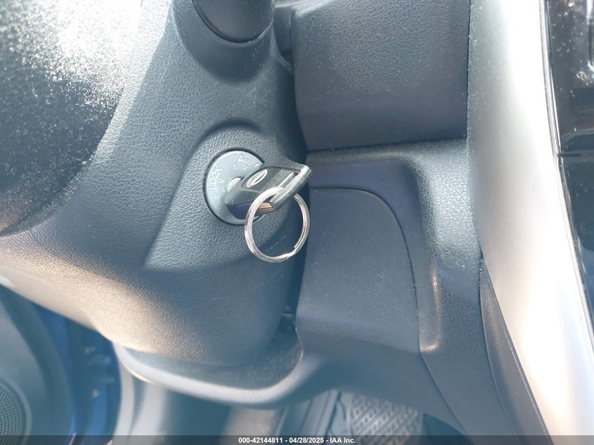 2016 NISSAN VERSA NOTE VIN: 3N1CE2CP4GL350573