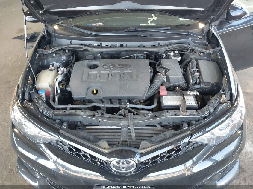 2018 TOYOTA COROLLA IM VIN: JTNKARJE1JJ556233