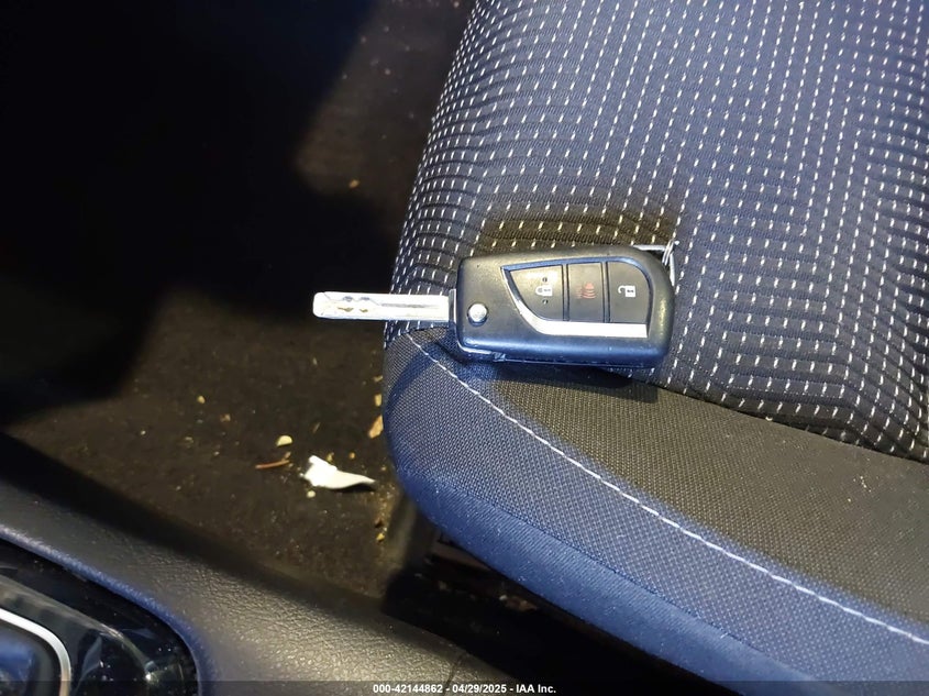 2018 TOYOTA COROLLA IM VIN: JTNKARJE1JJ556233