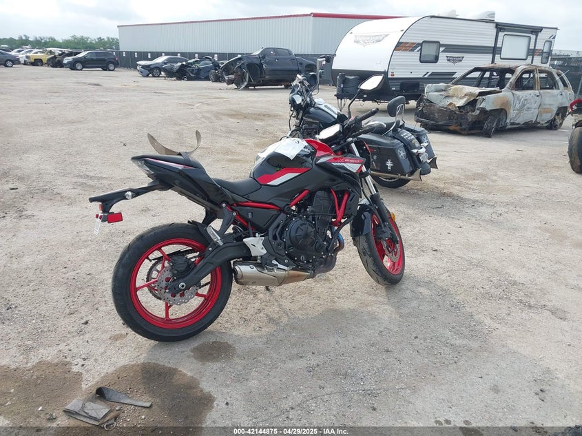 VIN ML5EREN18RDAB8920 2024 KAWASAKI ER650 N