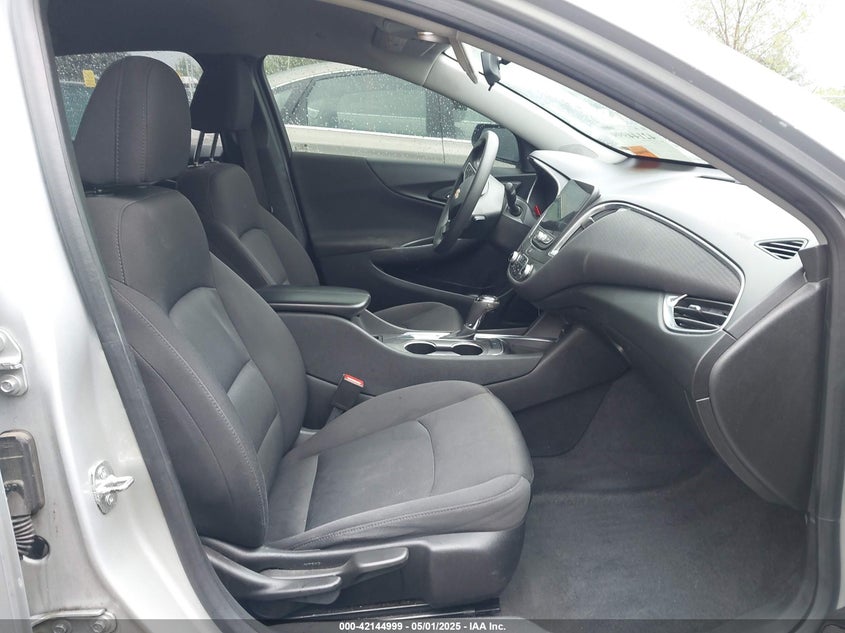 2019 CHEVROLET MALIBU VIN: 1G1ZD5ST9KF112126