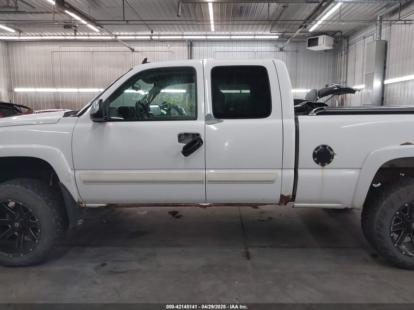 2006 CHEVROLET SILVERADO 1500 VIN: 1GCEK19Z36Z155296