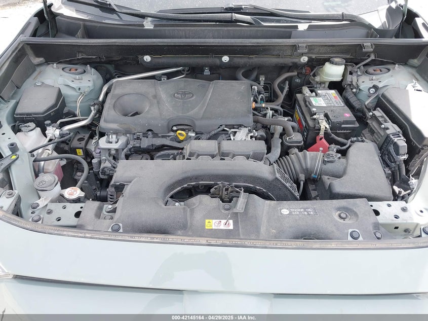 2019 TOYOTA RAV4 XLE - JTMP1RFV2KD042717