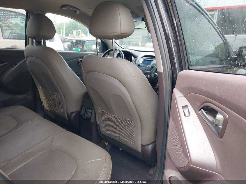 2015 HYUNDAI TUCSON VIN: KM8JU3AG8FU003411