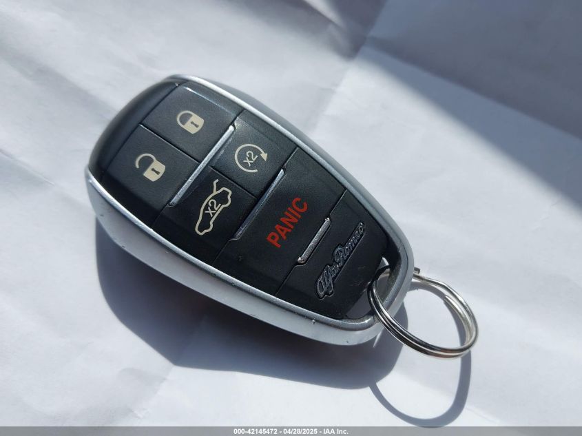 2018 Alfa Romeo Giulia Ti Lusso Awd VIN: ZARFAEEN5J7580384 Lot: 42145472