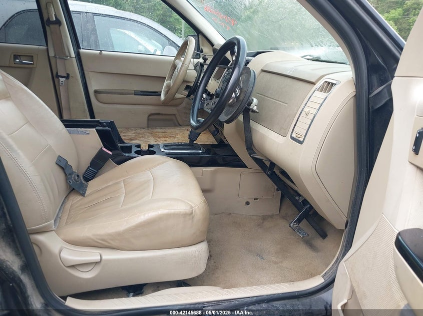 2008 FORD ESCAPE VIN: 1FMCU04138KE22067