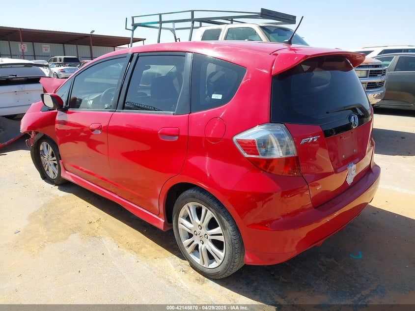 2009 HONDA FIT VIN: JHMGE884X9S038888