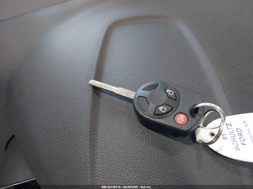 2017 Ford Escape Se VIN: 1FMCU9GD2HUA30860 Lot: 42146118