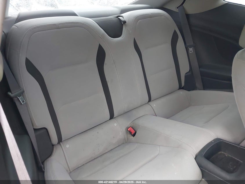 2016 CHEVROLET CAMARO VIN: 1G1FB1RX6G0163832